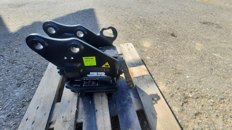 Rädlinger Tilt 390 HS 01 MS 03 1- 2,8t Powertilt Lehnhoff JCB - Tiltrotator för Minigrävmaskin: bild 1 Rädlinger Tilt 390 HS 01 MS 03 1- 2,8t Powertilt Lehnhoff JCB - Tiltrotator för Minigrävmaskin: bild 1