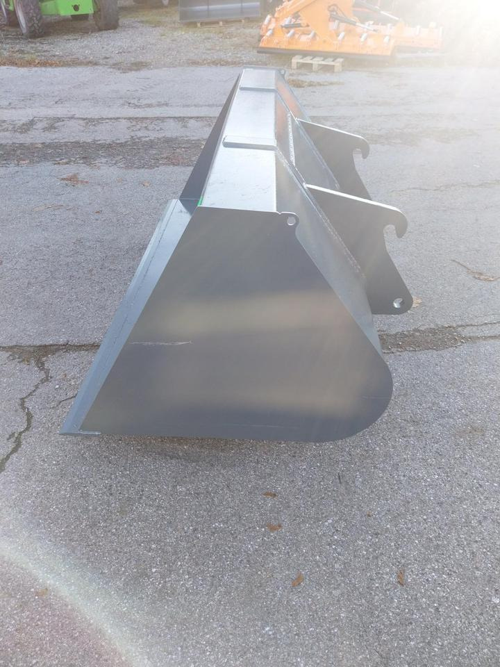 Schaufel 1,8m Radlader Volvo L 30 Cat Komatsu Liebherr Ahlmann - Lastarskopa: bild 5 Schaufel 1,8m Radlader Volvo L 30 Cat Komatsu Liebherr Ahlmann - Lastarskopa: bild 5