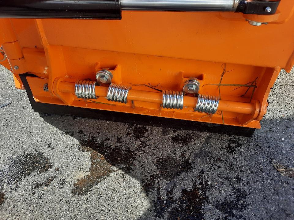 Schneeschild Vario 1,5m Schlepper Radlader Hoftrac Kramer Cat - Snöplog: bild 5 Schneeschild Vario 1,5m Schlepper Radlader Hoftrac Kramer Cat - Snöplog: bild 5