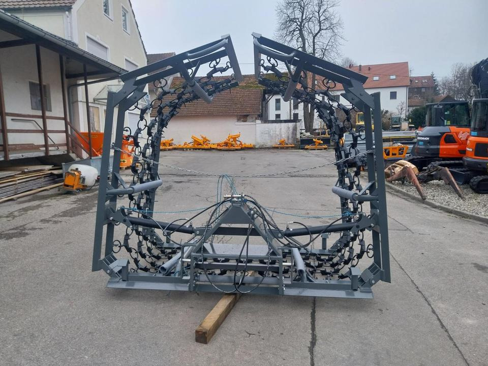 Wiesenegge 6 - 8m Wiesenstriegel Wiesenschleppe Schlepper - Gräsharv: bild 1 Wiesenegge 6 - 8m Wiesenstriegel Wiesenschleppe Schlepper - Gräsharv: bild 1