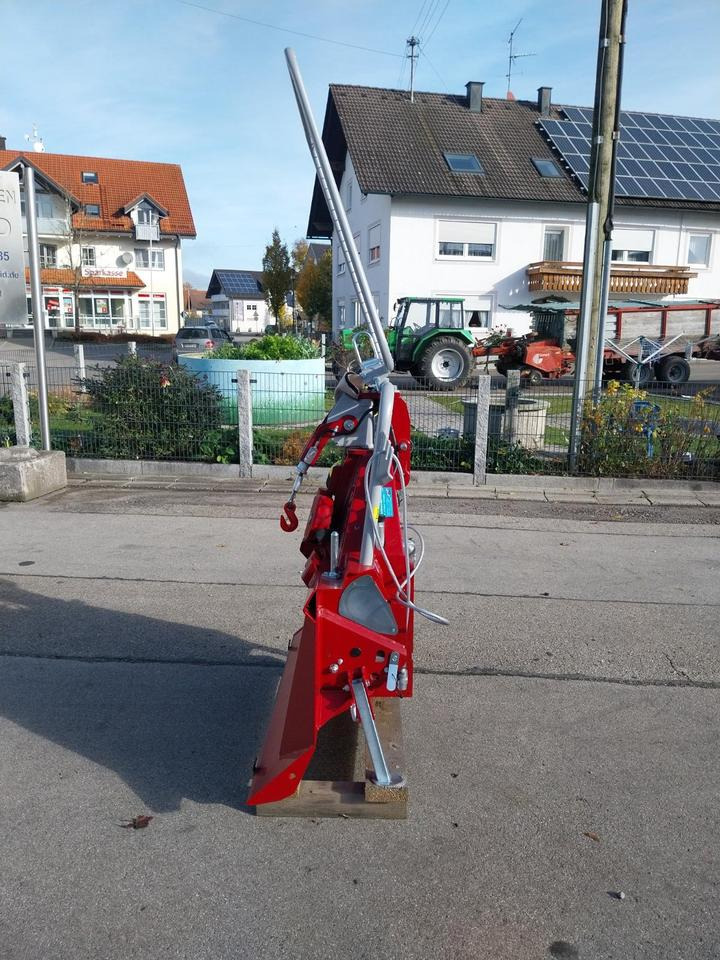 Neue Forstseilwinde Seilwinde Tajfun EGV 45 AHK SG Funk 35 55 65 - Vinsch för Skogsmaskin: bild 3 Neue Forstseilwinde Seilwinde Tajfun EGV 45 AHK SG Funk 35 55 65 - Vinsch för Skogsmaskin: bild 3