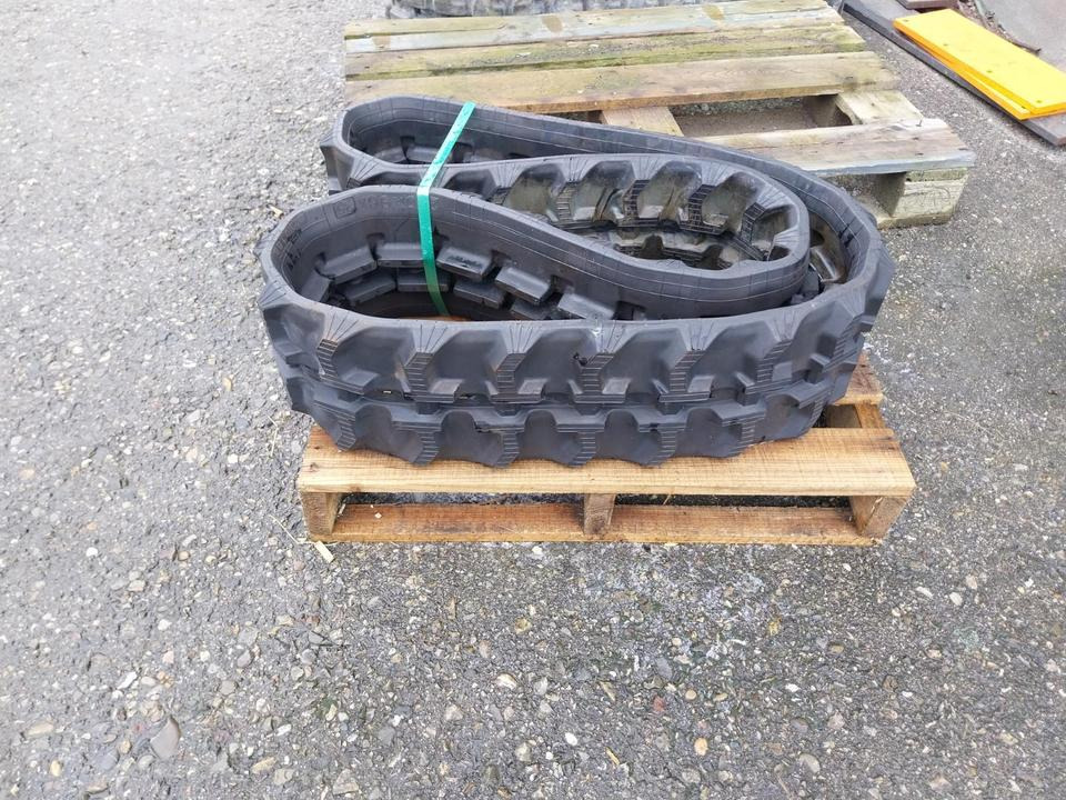 Neue Gummikette 230x96x35 Baggerkette Kette Caterpillar Takeuchi - Larvband för Byggmaskiner: bild 1 Neue Gummikette 230x96x35 Baggerkette Kette Caterpillar Takeuchi - Larvband för Byggmaskiner: bild 1