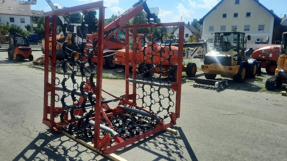 Neue Wiesenegge 6m hydraulisch Wiesenschleppe Fendt Schlepper - Gräsharv: bild 4 Neue Wiesenegge 6m hydraulisch Wiesenschleppe Fendt Schlepper - Gräsharv: bild 4