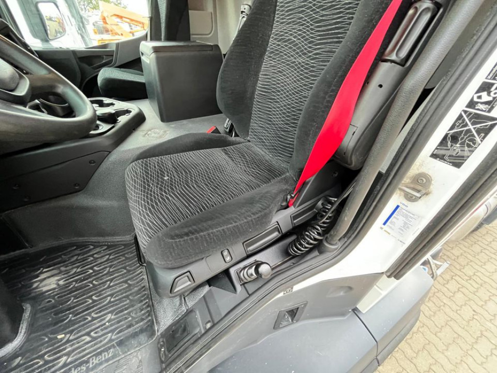 MERCEDES-BENZ Arocs 2043 AS 4x4 SZM nur 133TKM ! Kipphydraulik - Dragbil: bild 2 MERCEDES-BENZ Arocs 2043 AS 4x4 SZM nur 133TKM ! Kipphydraulik - Dragbil: bild 2