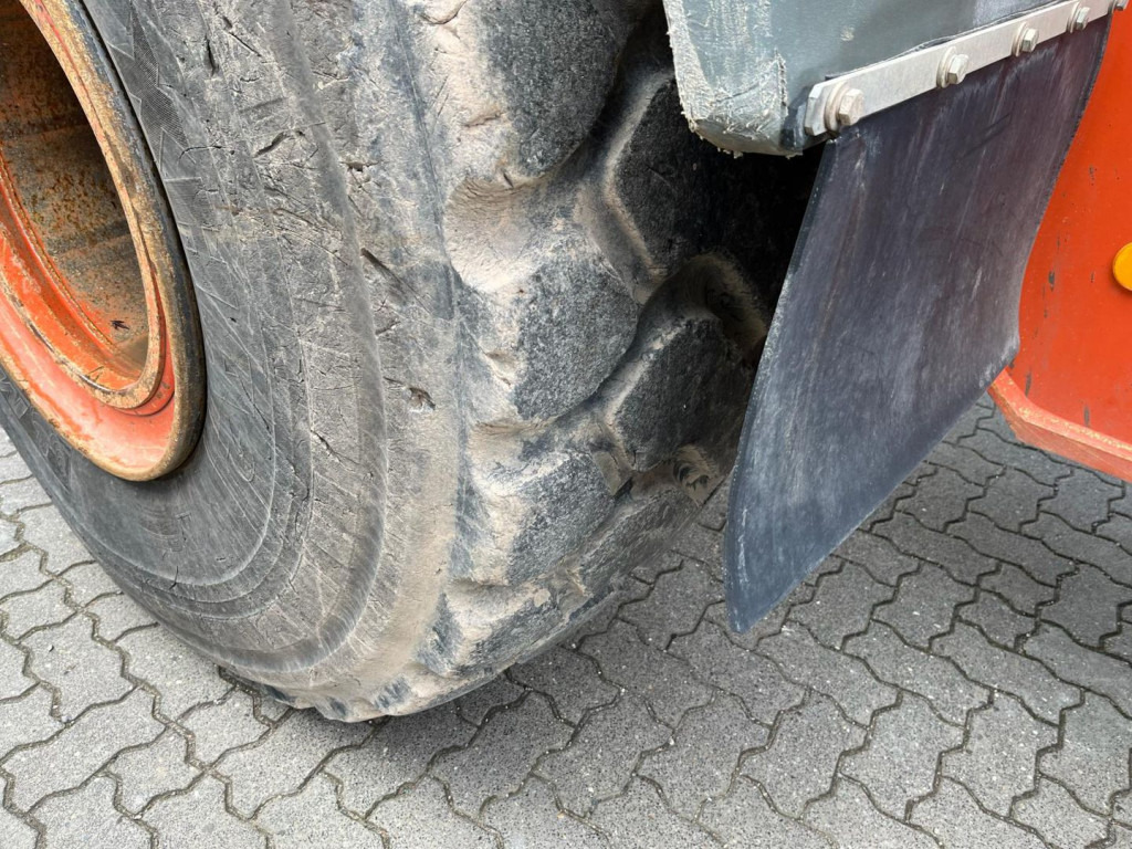 LIEBHERR Radlader L 566 Radlader - Hjullastare: bild 5 LIEBHERR Radlader L 566 Radlader - Hjullastare: bild 5