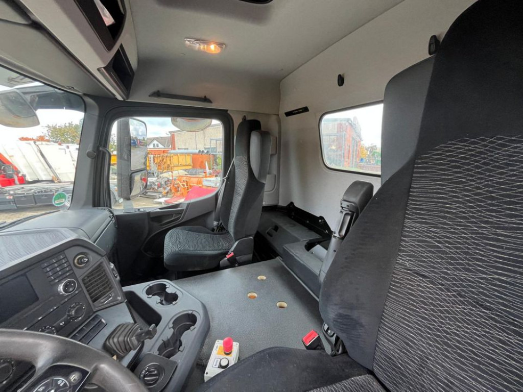 MERCEDES-BENZ Arocs 3236 8x4 Betonmischer Deutsch Top AP Achsen - Lastbil: bild 2 MERCEDES-BENZ Arocs 3236 8x4 Betonmischer Deutsch Top AP Achsen - Lastbil: bild 2