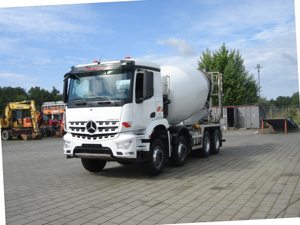 MERCEDES-BENZ Arocs 3240 B 8x4 Betonmischer Deutsch Top AP Achsen - Lastbil: bild 2 MERCEDES-BENZ Arocs 3240 B 8x4 Betonmischer Deutsch Top AP Achsen - Lastbil: bild 2