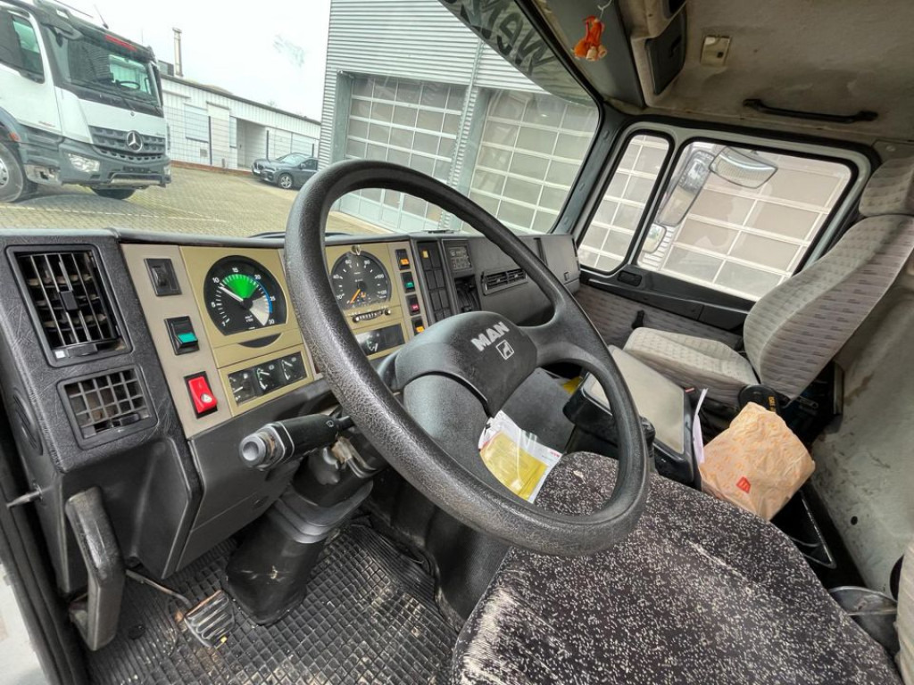 MAN F90 18.232 FK 2-Achs Kipper Kran Palf. PK 8000 - Tippbil lastbil, Kranbil: bild 5 MAN F90 18.232 FK 2-Achs Kipper Kran Palf. PK 8000 - Tippbil lastbil, Kranbil: bild 5