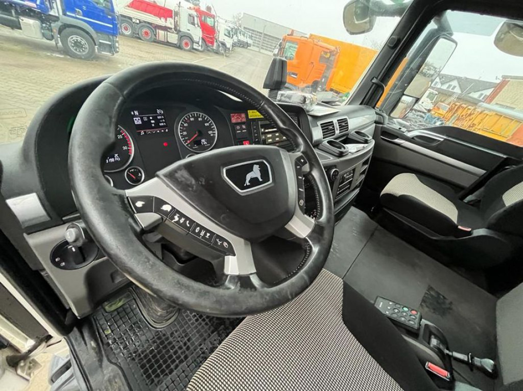 MAN MAN TG-S Abrollkipper 26.460 6x2-2 BL Meiller, Funk - Lastväxlare lastbil: bild 5 MAN MAN TG-S Abrollkipper 26.460 6x2-2 BL Meiller, Funk - Lastväxlare lastbil: bild 5