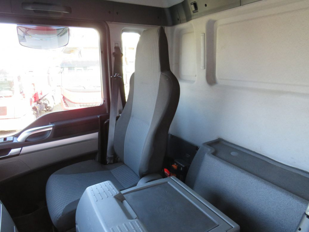 MAN TG-S 26.400 6x2-2 BL Pritsche Heckkran Atlas 165.2 - Flakbil, Kranbil: bild 2 MAN TG-S 26.400 6x2-2 BL Pritsche Heckkran Atlas 165.2 - Flakbil, Kranbil: bild 2