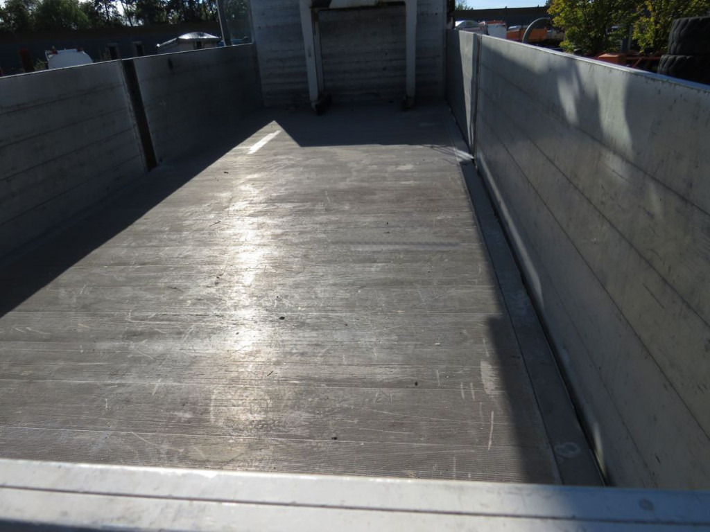 MERCEDES-BENZ Actros 2541 L6x2 Pritsche Heckkran Funk - Flakbil, Kranbil: bild 4 MERCEDES-BENZ Actros 2541 L6x2 Pritsche Heckkran Funk - Flakbil, Kranbil: bild 4