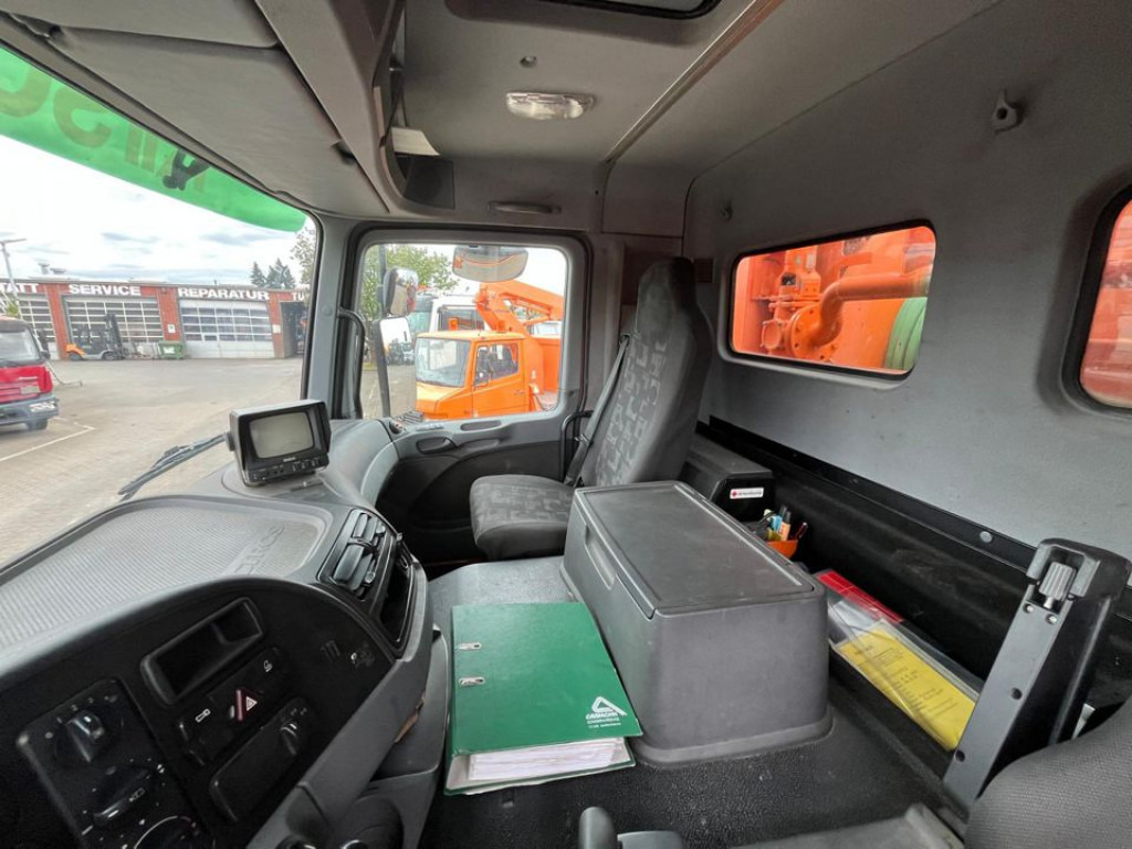 MERCEDES-BENZ Actros 2644 L 6x4 Saug + Spülwagen Kombi Saug+Spül super Zustand - Sugbil: bild 2 MERCEDES-BENZ Actros 2644 L 6x4 Saug + Spülwagen Kombi Saug+Spül super Zustand - Sugbil: bild 2