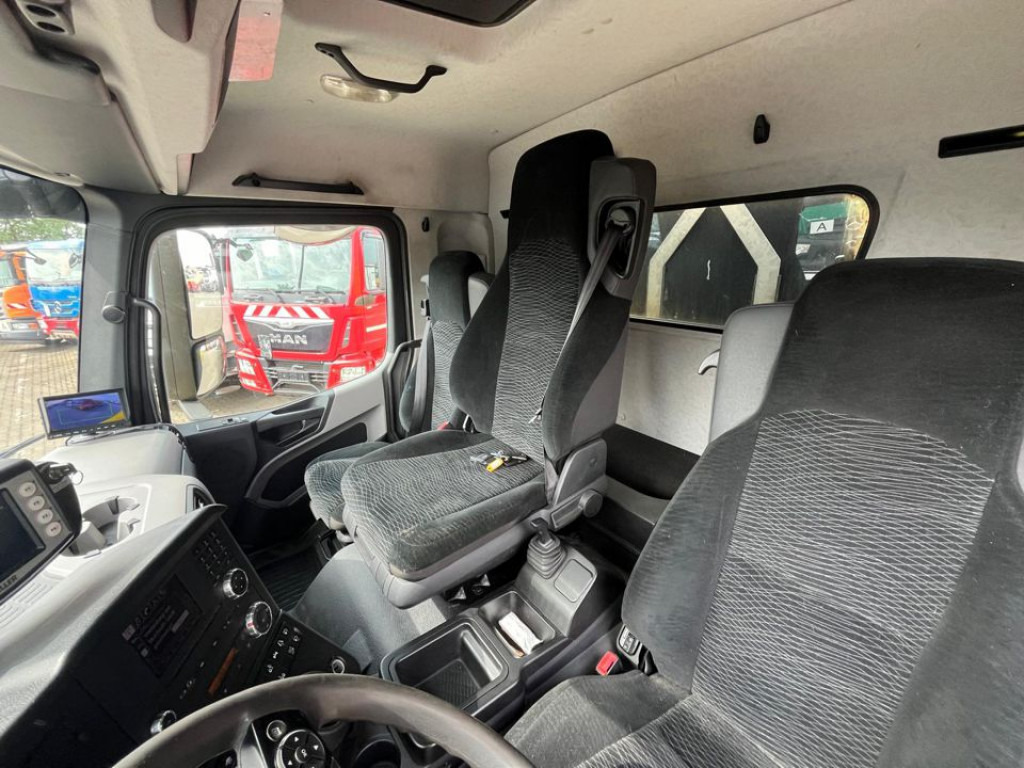 MERCEDES-BENZ Antos 2533 L 6x2 ENA Müllwagen Zoeller + Schüttung - Sopbil: bild 3 MERCEDES-BENZ Antos 2533 L 6x2 ENA Müllwagen Zoeller + Schüttung - Sopbil: bild 3