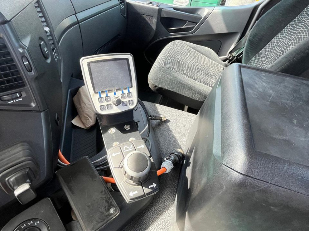 MERCEDES-BENZ Arocs 2135 AK 4x4 2-Achs Allradkipper Kommunalhydr. - Tippbil lastbil: bild 2 MERCEDES-BENZ Arocs 2135 AK 4x4 2-Achs Allradkipper Kommunalhydr. - Tippbil lastbil: bild 2