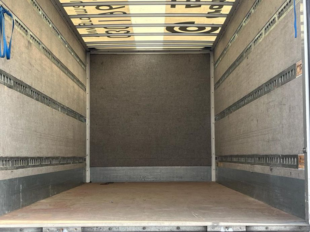 MERCEDES-BENZ Atego 818 L Möbelkoffer LBW Möbelkoffer gr.Fhs+Sitzreihe - Volymskåp: bild 4 MERCEDES-BENZ Atego 818 L Möbelkoffer LBW Möbelkoffer gr.Fhs+Sitzreihe - Volymskåp: bild 4