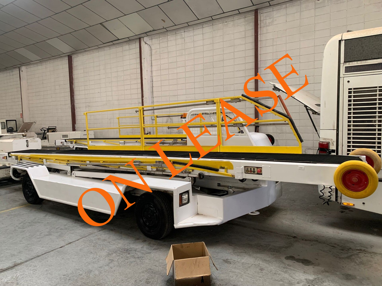 Belt Loader AMSS - Transportband för flygplan: bild 1 Belt Loader AMSS - Transportband för flygplan: bild 1