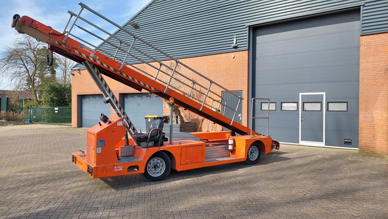 Belt Loader TLD NBL - Transportband för flygplan: bild 1 Belt Loader TLD NBL - Transportband för flygplan: bild 1