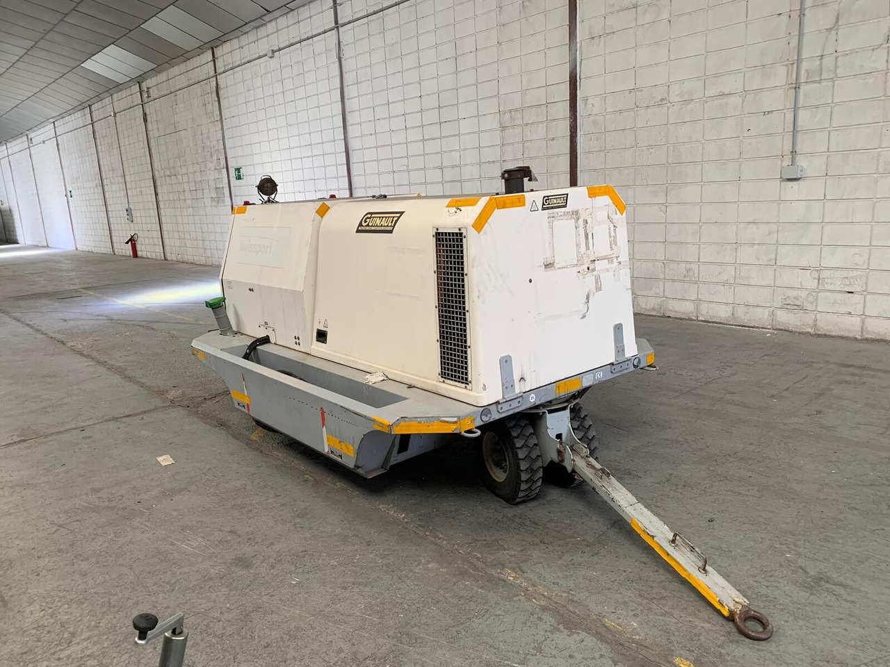 GPU Guinault GA120 - Markströmsaggregat: bild 1 GPU Guinault GA120 - Markströmsaggregat: bild 1