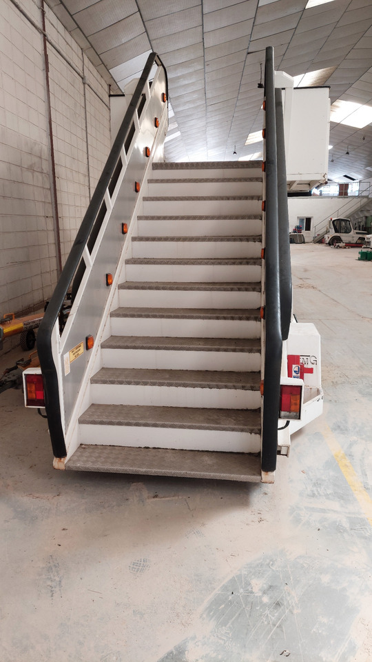 Passagerartrappa TG-2244 TEMG Passenger stairs: bild 7