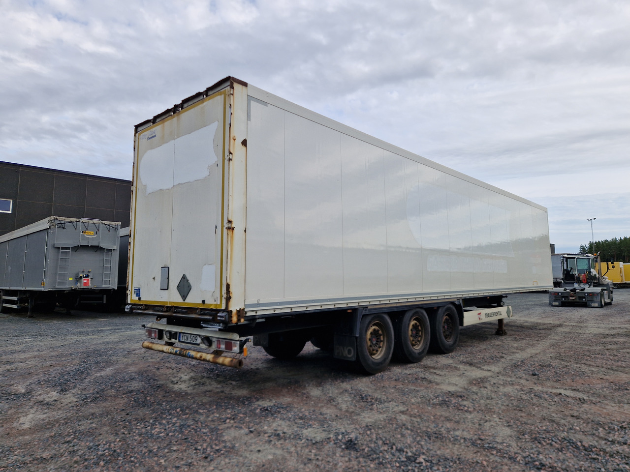 KRONE BOX - DOUBLESTOCK - Skåp semitrailer: bild 3 KRONE BOX - DOUBLESTOCK - Skåp semitrailer: bild 3