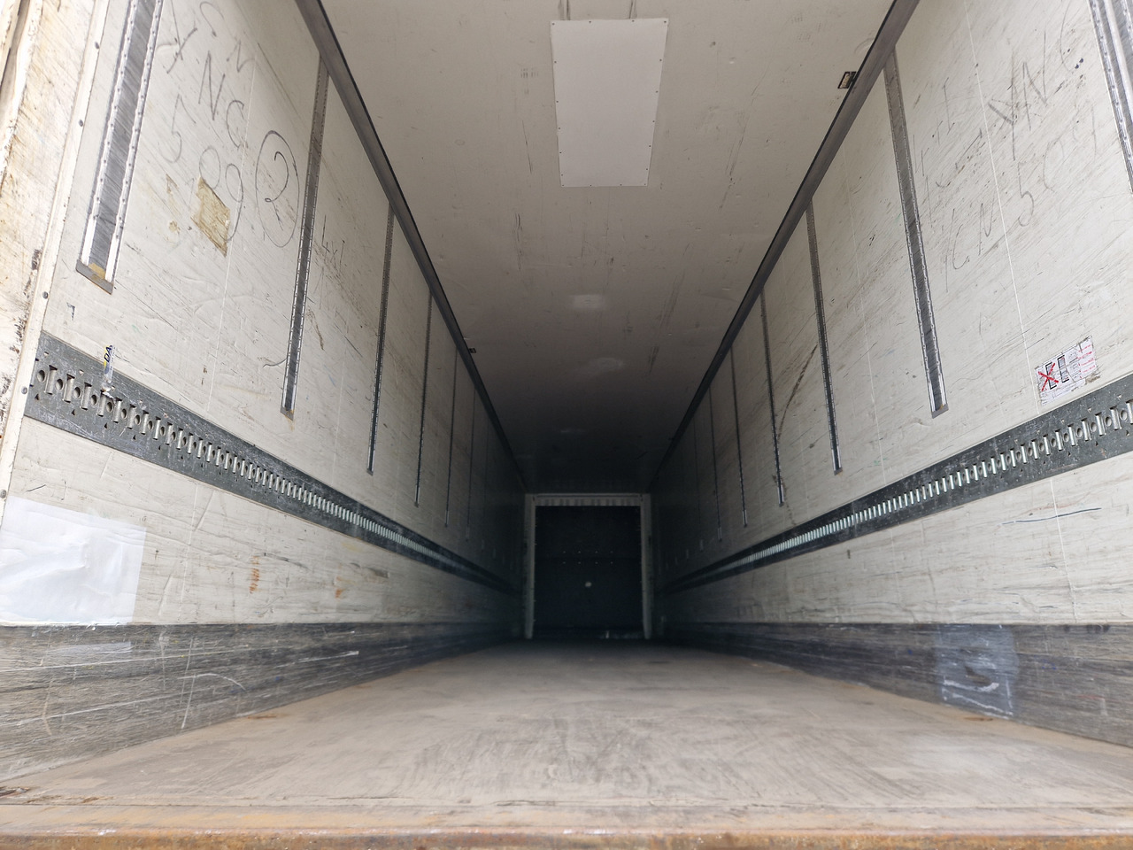 KRONE BOX - DOUBLESTOCK - Skåp semitrailer: bild 5 KRONE BOX - DOUBLESTOCK - Skåp semitrailer: bild 5