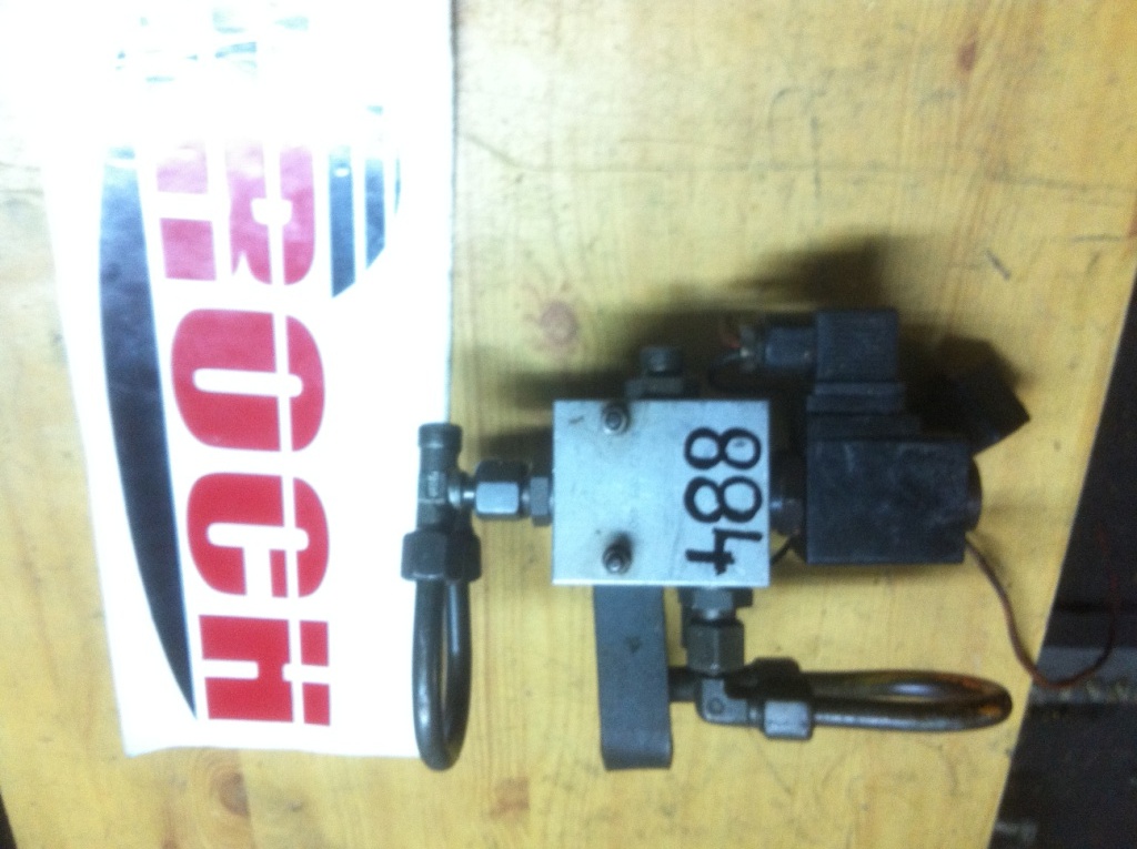 COMATROL 9225008490 + CEWKI 24V 28W - Hydraulventil för Byggmaskiner: bild 1 COMATROL 9225008490 + CEWKI 24V 28W - Hydraulventil för Byggmaskiner: bild 1