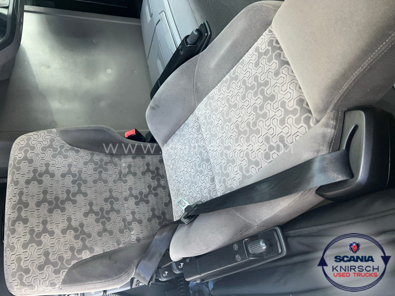 SCANIA R 410 A4x2NA LNG-GAS - Dragbil: bild 4 SCANIA R 410 A4x2NA LNG-GAS - Dragbil: bild 4