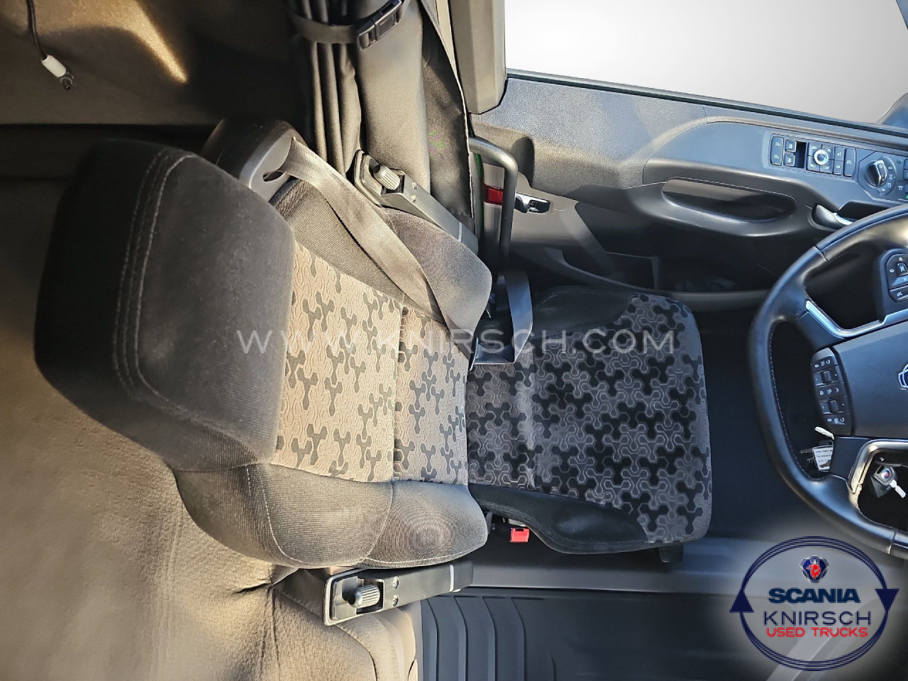 SCANIA R 450 A4x2LA Retarder Standklima - Dragbil: bild 4 SCANIA R 450 A4x2LA Retarder Standklima - Dragbil: bild 4