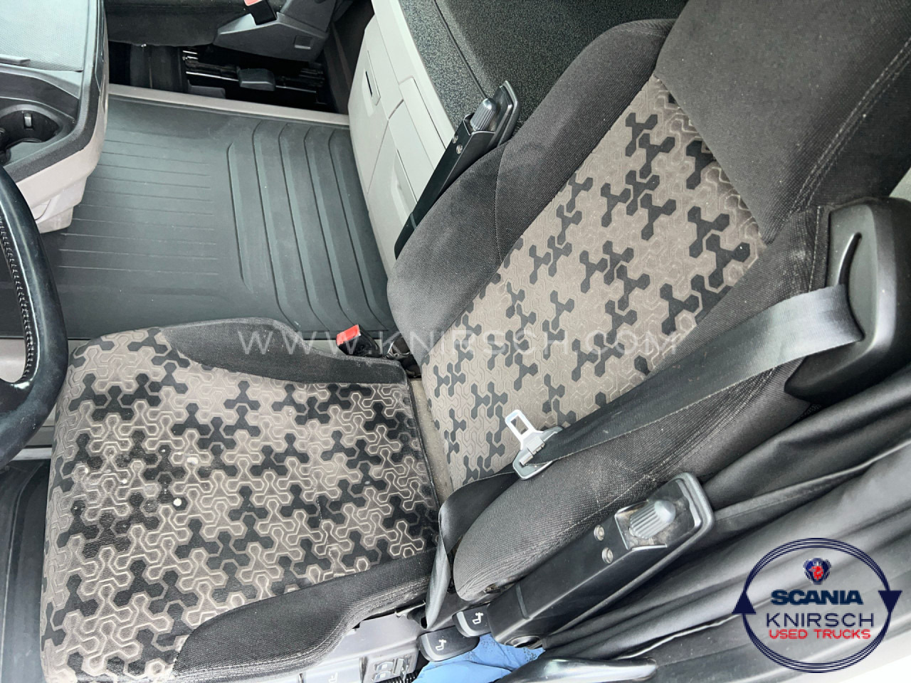 SCANIA R 450 B6x2*4NB - Containerbil/ Växelflak lastbil: bild 4 SCANIA R 450 B6x2*4NB - Containerbil/ Växelflak lastbil: bild 4