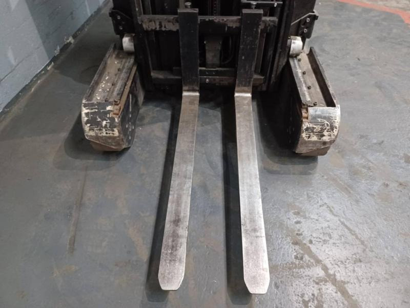 Caterpillar NR16N - Skjutstativtruck: bild 4 Caterpillar NR16N - Skjutstativtruck: bild 4