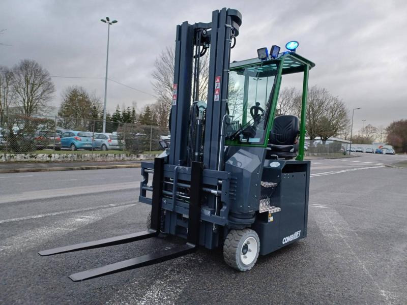 Combilift CBE3000 - 4-vägstruck: bild 1 Combilift CBE3000 - 4-vägstruck: bild 1