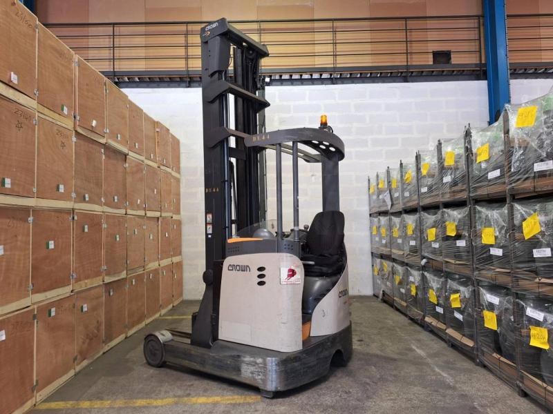 Crown ESR 5260 - Skjutstativtruck: bild 4 Crown ESR 5260 - Skjutstativtruck: bild 4