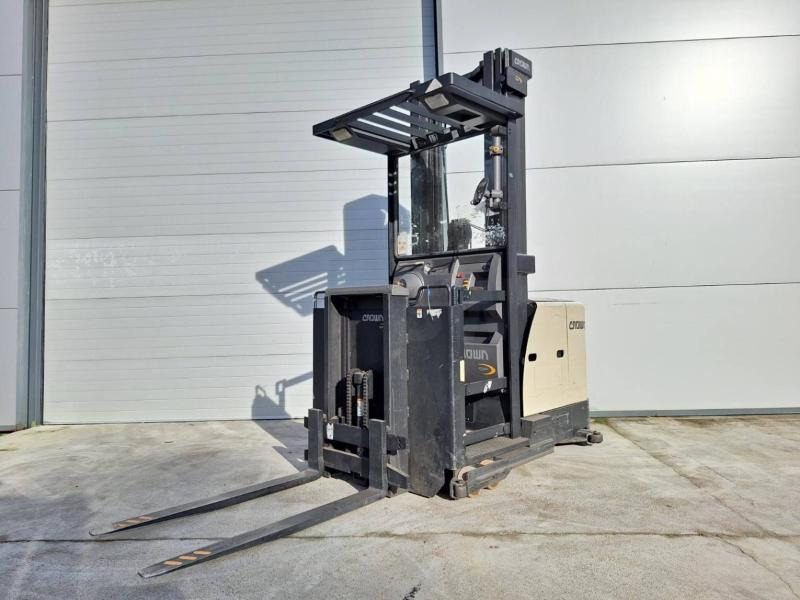 Crown SP3522-1.0 - Plocktruck: bild 1 Crown SP3522-1.0 - Plocktruck: bild 1