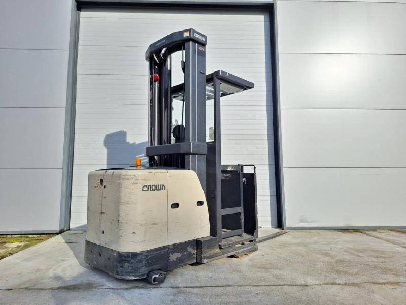 Crown SP3522-1.0 - Plocktruck: bild 4 Crown SP3522-1.0 - Plocktruck: bild 4