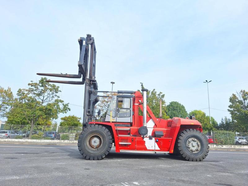 Kalmar DCF370-1200 - Dieseltruck: bild 2 Kalmar DCF370-1200 - Dieseltruck: bild 2