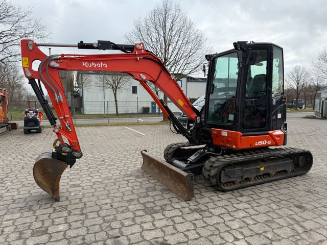 Kubota U50-5, BJ 22, 510 BH, ZH I+II, MS08, Tieflöffel Kubota U50-5, BJ 22, 510 BH, ZH I+II, MS03, Tieflöffel - Minigrävmaskin: bild 1 Kubota U50-5, BJ 22, 510 BH, ZH I+II, MS08, Tieflöffel Kubota U50-5, BJ 22, 510 BH, ZH I+II, MS03, Tieflöffel - Minigrävmaskin: bild 1