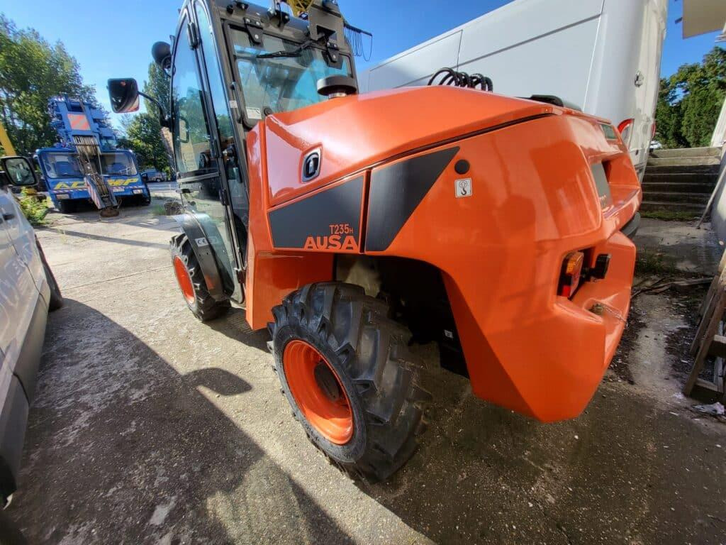 Ausa T235H - Teleskoplastar: bild 3 Ausa T235H - Teleskoplastar: bild 3