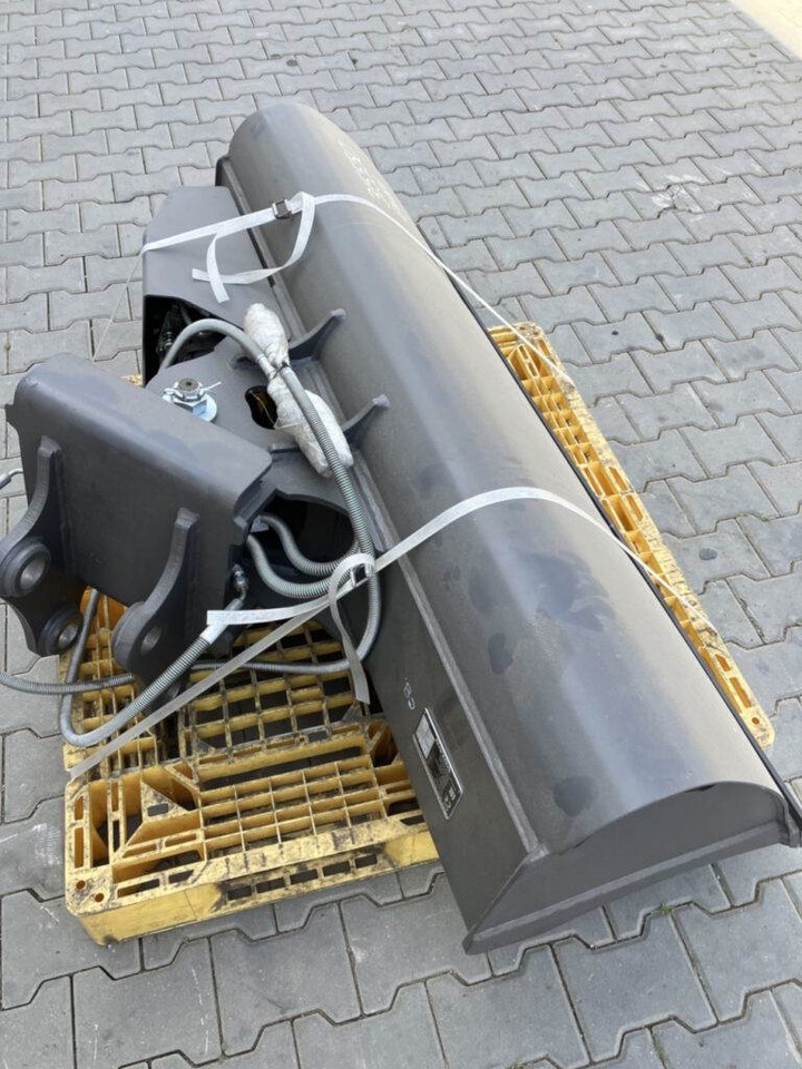 Volvo Böschungslöffel schwenkbar - Festanbau - Grävlastare: bild 1 Volvo Böschungslöffel schwenkbar - Festanbau - Grävlastare: bild 1