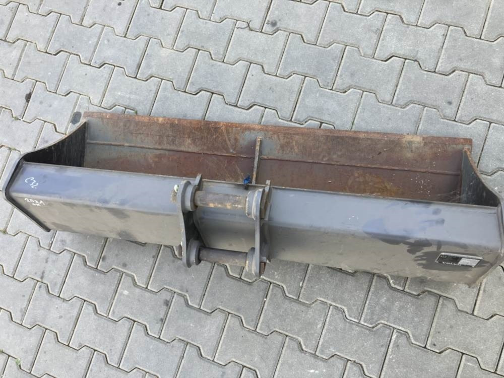 Volvo Böschungslöffel starr - Festanbau - Grävlastare: bild 2 Volvo Böschungslöffel starr - Festanbau - Grävlastare: bild 2