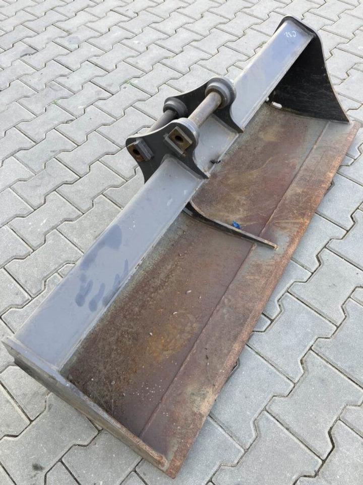 Volvo Böschungslöffel starr - Festanbau - Grävlastare: bild 1 Volvo Böschungslöffel starr - Festanbau - Grävlastare: bild 1