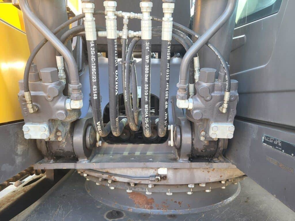 Volvo EC220EL - Bandgrävare: bild 5 Volvo EC220EL - Bandgrävare: bild 5