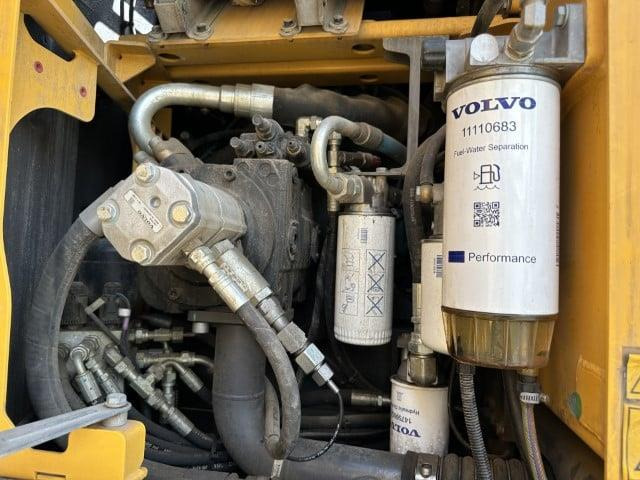 Volvo EWR150E - Grävmaskin på däck: bild 5 Volvo EWR150E - Grävmaskin på däck: bild 5