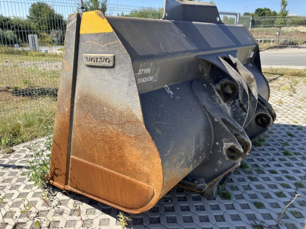 Volvo Schaufel mit Zähnen - Festanbau - Skopa: bild 3 Volvo Schaufel mit Zähnen - Festanbau - Skopa: bild 3