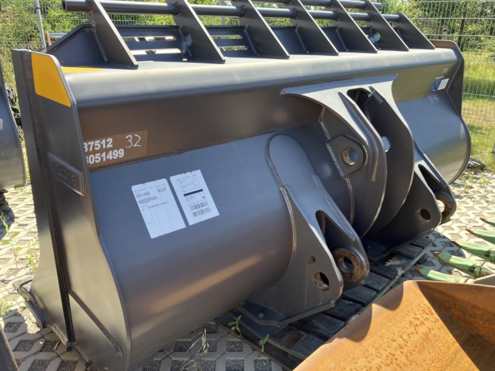 Volvo Schaufel mit Zähnen - Skopa: bild 2 Volvo Schaufel mit Zähnen - Skopa: bild 2