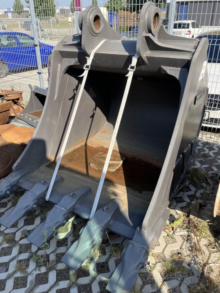 Volvo Tieflöffel mit Zähnen - Festanbau - Grävlastare: bild 1 Volvo Tieflöffel mit Zähnen - Festanbau - Grävlastare: bild 1