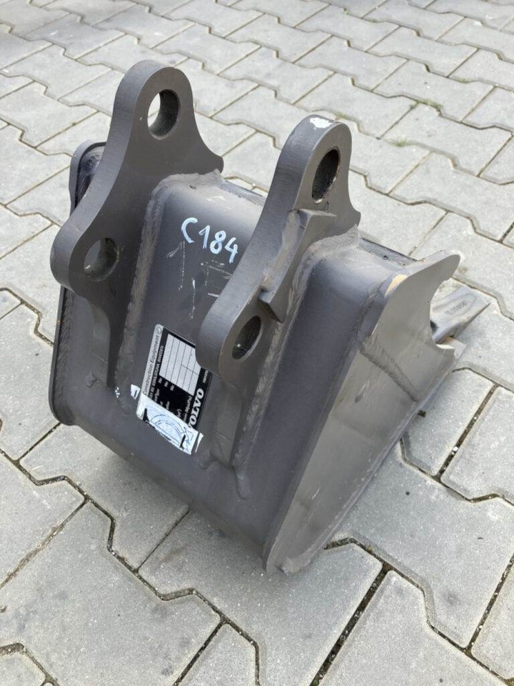 Volvo Tieflöffel mit Zähnen - Festanbau - Grävlastare: bild 2 Volvo Tieflöffel mit Zähnen - Festanbau - Grävlastare: bild 2