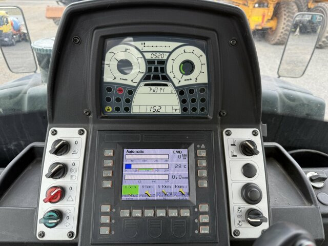 BOMAG BW 174 AP-4 AM Walze 12 Ton *Vibrator *Streuer - Vält: bild 3 BOMAG BW 174 AP-4 AM Walze 12 Ton *Vibrator *Streuer - Vält: bild 3