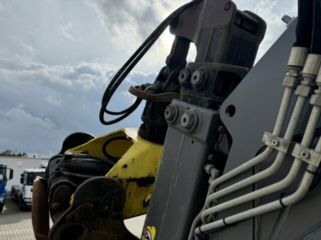 DAF XF 530 6x2 Holztransport Kran PENZ 15Z9.50 - Timmerbil, Kranbil: bild 4 DAF XF 530 6x2 Holztransport Kran PENZ 15Z9.50 - Timmerbil, Kranbil: bild 4