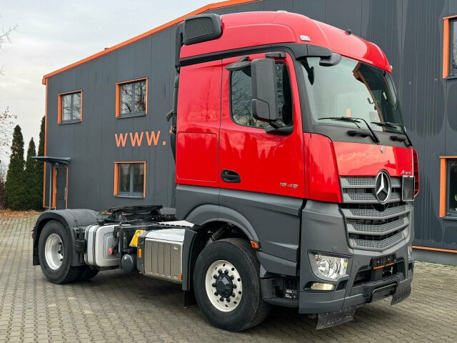 Mercedes-Benz ACTROS 1846 4x4 HAD Eur 6 Kipphydraulik Retarder - Dragbil: bild 1 Mercedes-Benz ACTROS 1846 4x4 HAD Eur 6 Kipphydraulik Retarder - Dragbil: bild 1