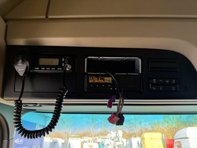 Mercedes-Benz ACTROS 1846 4x4 HAD Euro 6 Kipphydraulik - Dragbil: bild 4 Mercedes-Benz ACTROS 1846 4x4 HAD Euro 6 Kipphydraulik - Dragbil: bild 4